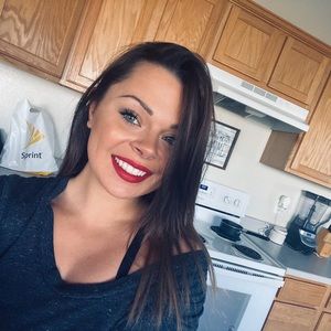 Meet your Posher, Melody